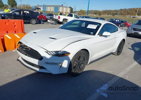 2018 Ford Mustang Ecoboost z USA, uszkodzony, nr VIN 1FA6P8TH3J5120438